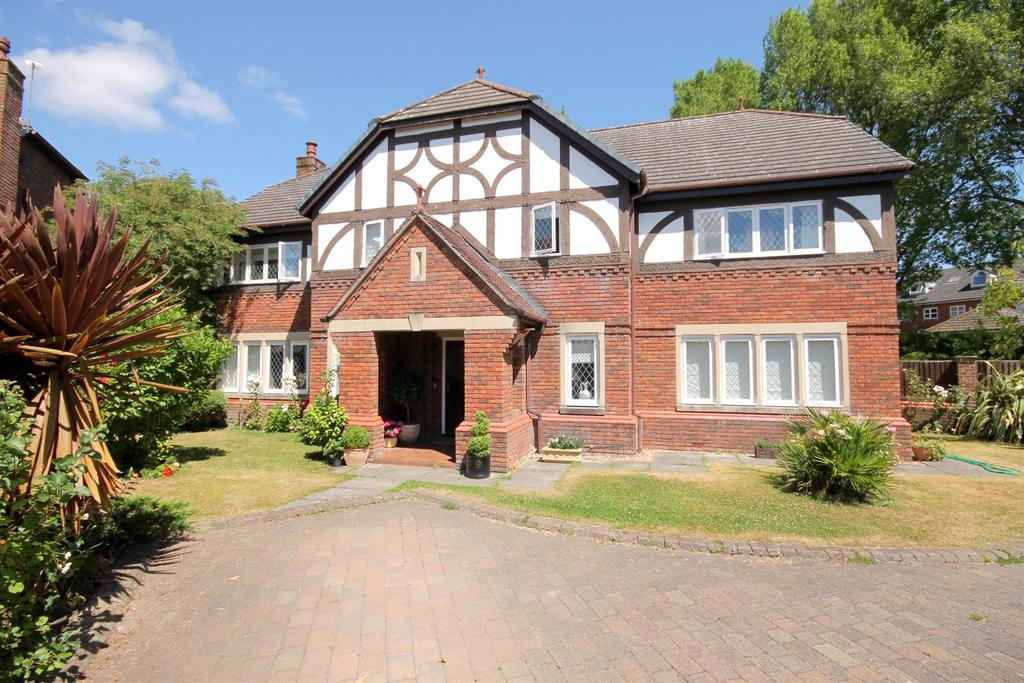 Jacobs Way, Pickmere 5 bed house £1,175,000