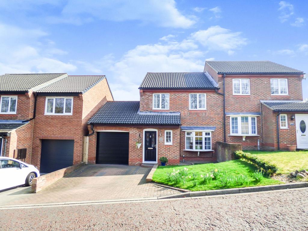 Grosvenor Avenue, Swalwell, Newcastle upon Tyne, Tyne and Wear, NE16