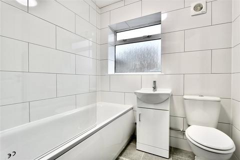 2 bedroom maisonette to rent, Lynhurst Crescent, Hillingdon, UB10