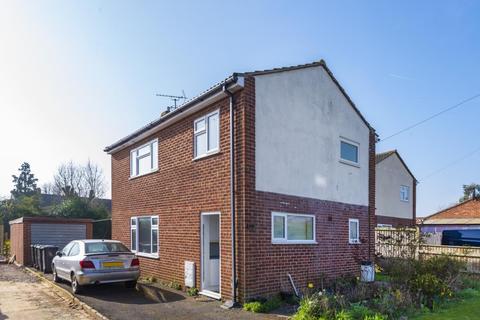 56 Ashfield Road, Carterton, OX18 3QZ
