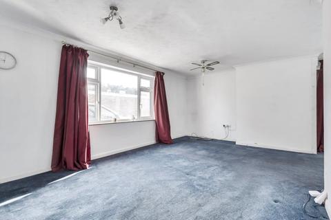 56 Ashfield Road, Carterton, OX18 3QZ