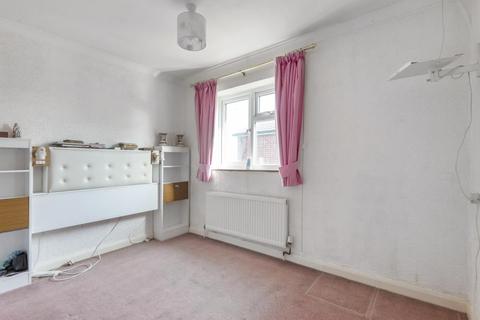 56 Ashfield Road, Carterton, OX18 3QZ