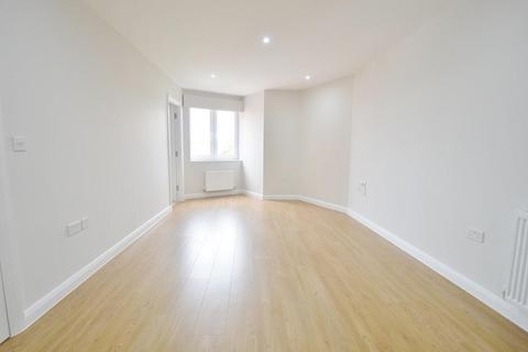 1 bedroom apartment to rent, 61  Chalvey Road East, Slough, Berkshire, SL1