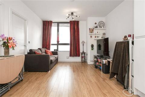 1 bedroom apartment for sale, Staines Road West, Sunbury-on-Thames, Surrey, TW16