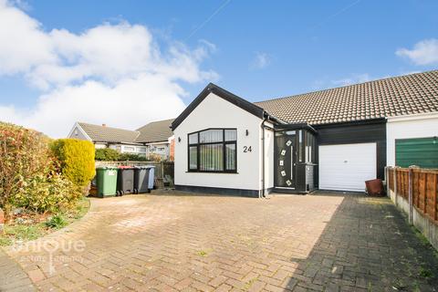 2 bedroom bungalow for sale - Fernwood Avenue,  Thornton-Cleveleys, FY5