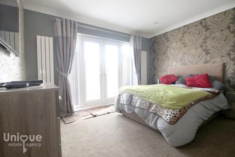 2 bedroom bungalow for sale - Fernwood Avenue,  Thornton-Cleveleys, FY5