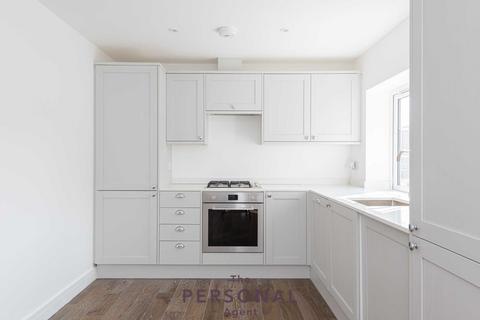 1 bedroom apartment to rent - Whitmores Close, Epsom