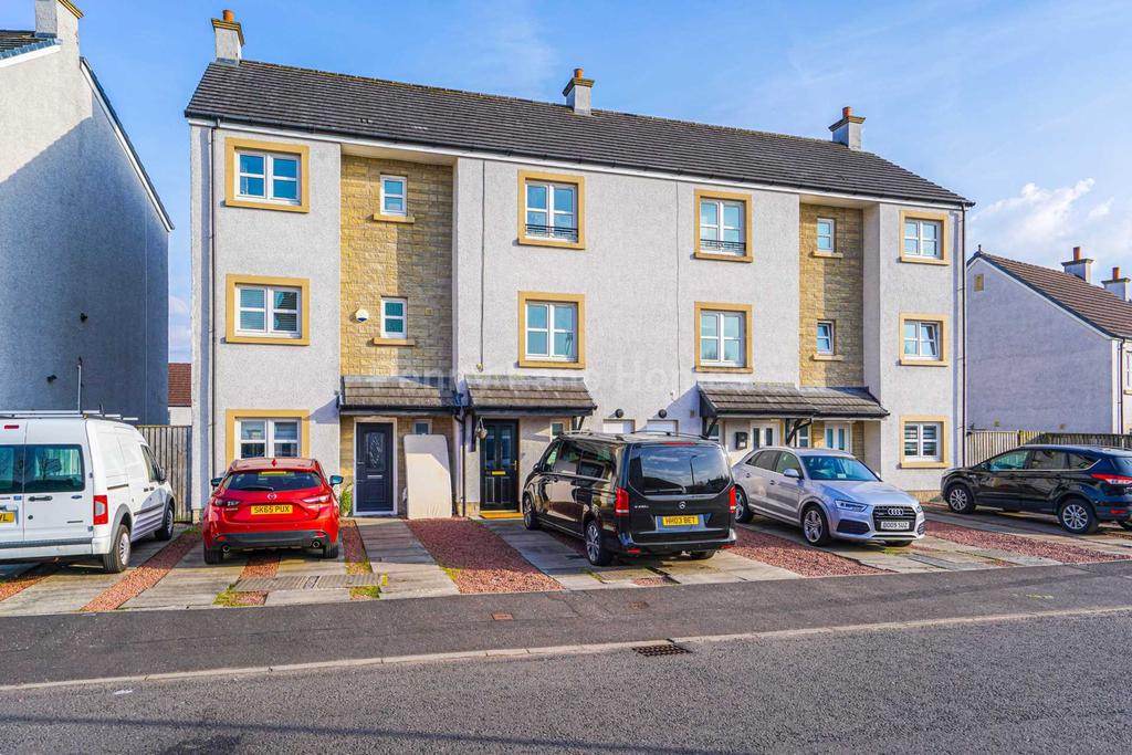 Kirkfield Gardens, Renfrew 4 bed townhouse £190,000