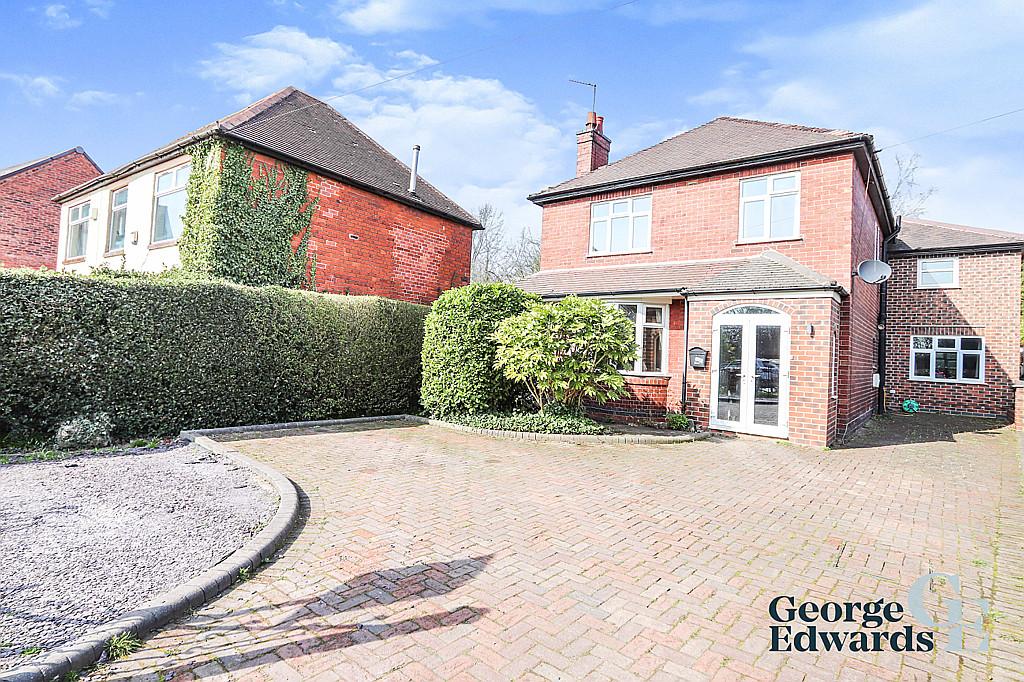 Ashby Road, DE11 7BZ 5 bed detached house £400,000