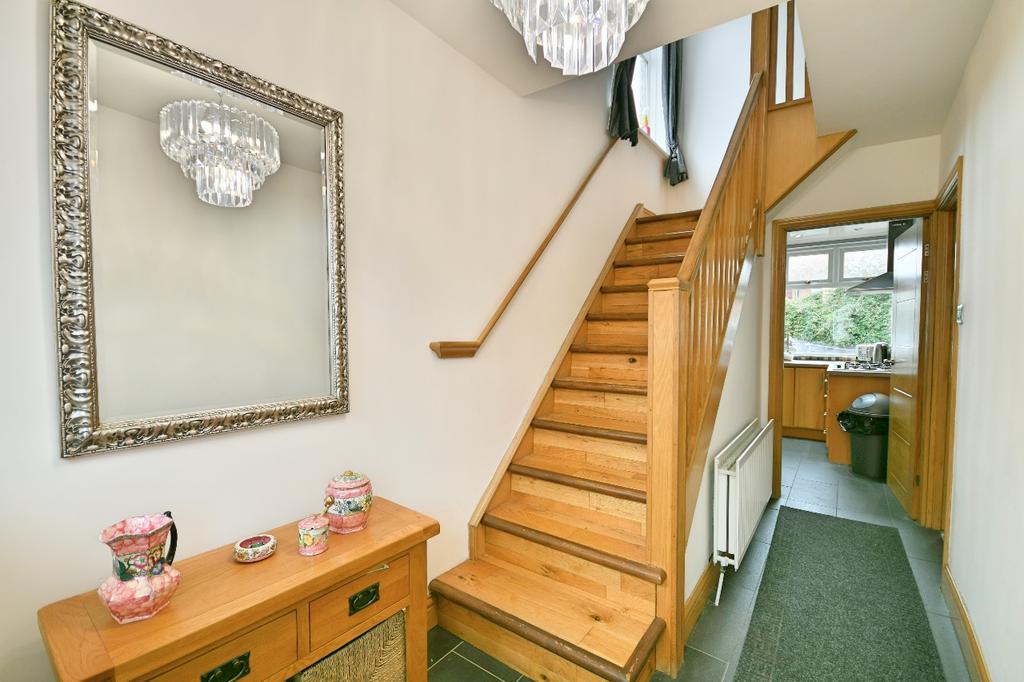 Kelso Gardens, Newcastle Upon Tyne 3 bed semidetached house £200,000