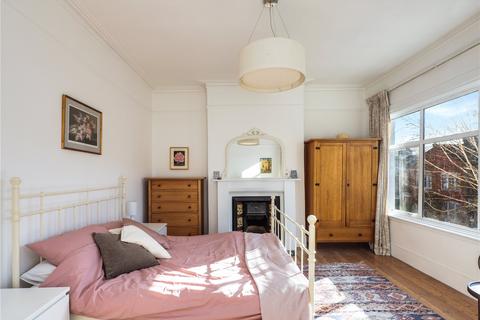 35 Thornby Road, London, E5 9QL