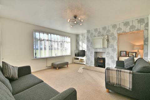 39 Broadpool Green, Whickham, Newcastle Upon Tyne, NE16 4RJ