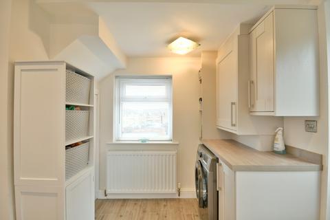 6 Clavering Road, Swalwell, Newcastle Upon Tyne, NE16 3JJ