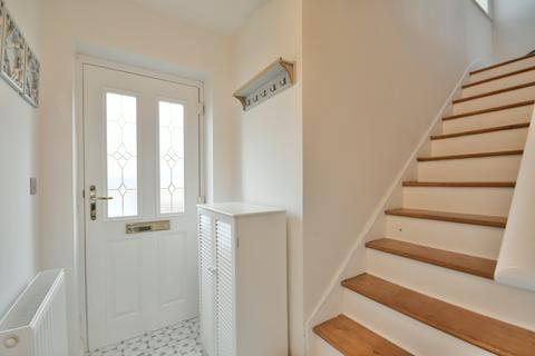6 Clavering Road, Swalwell, Newcastle Upon Tyne, NE16 3JJ