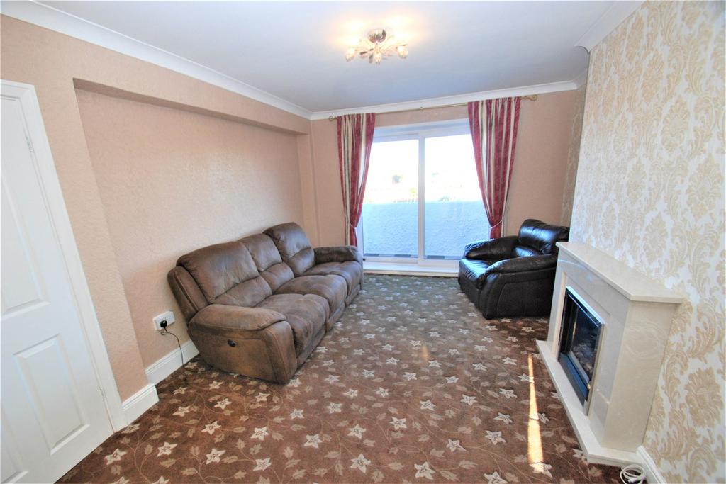 Greens Place, South Shields 2 bed flat £120,000