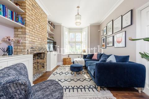 113 Roslyn Road, London, N15 5JB