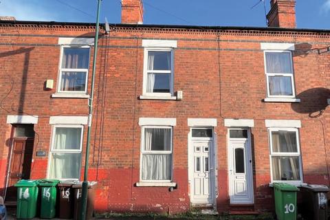 14 Lyndhurst Road, Nottingham, NG2 4FW
