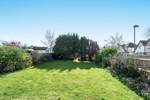 21 Hilldown Road, Bromley, BR2 7HX