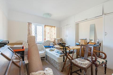 21 Hilldown Road, Bromley, BR2 7HX