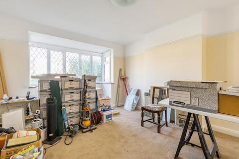 21 Hilldown Road, Bromley, BR2 7HX