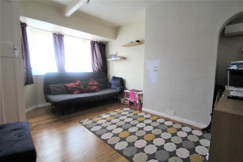97 Swan Road, Feltham, TW13 6PE