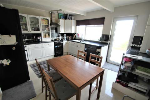 97 Swan Road, Feltham, TW13 6PE