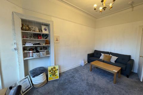 1 bedroom flat to rent, Thornwood Avenue, Glasgow, G11