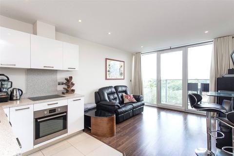 1 bedroom apartment to rent, Lanson Building, 348 Queentown Road, London, SW11