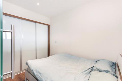 1 bedroom apartment to rent, Lanson Building, 348 Queentown Road, London, SW11