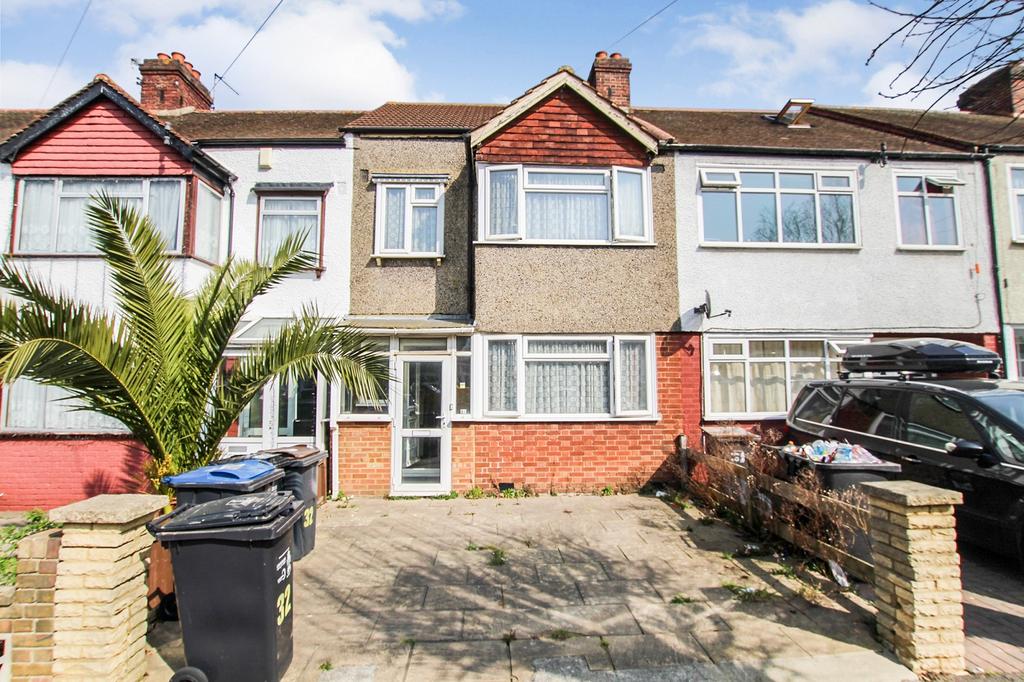 Avenue, Croydon, Surrey. CR0 3DA 3 bed terraced house £400,000
