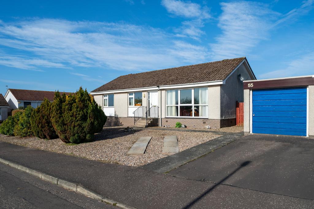 Osnaburgh Court, Dairsie, KY15 3 bed detached house £220,000