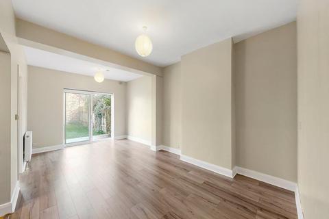8 Rosslyn Crescent, Harrow, HA1 2RZ
