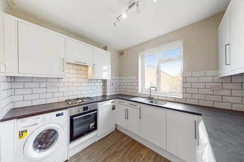8 Rosslyn Crescent, Harrow, HA1 2RZ