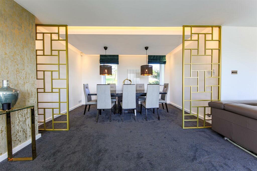 Bradshaw Hill Farm, Castle Hill Road... 5 bed detached house £2,595,000