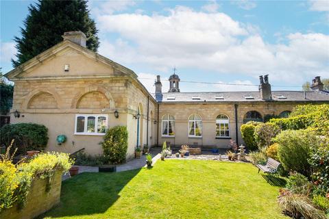 5 bedroom semi-detached house for sale - Stable Cottage, Newsam Green Road, Woodlesford, Leeds