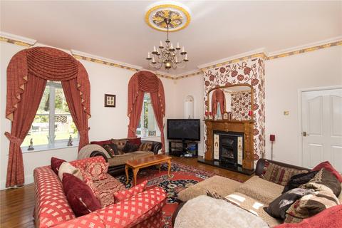 5 bedroom semi-detached house for sale, Stable Cottage, Newsam Green Road, Woodlesford, Leeds