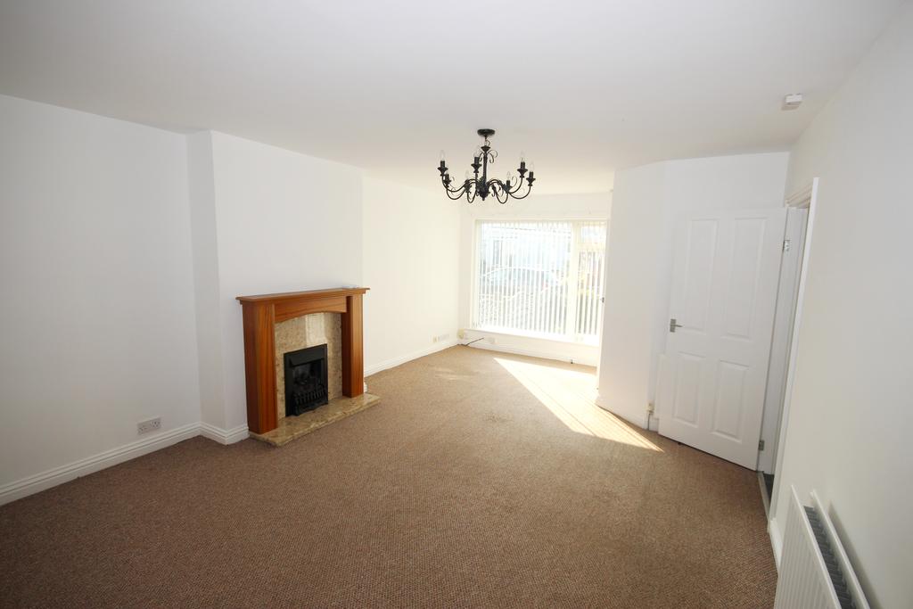 Langdale, Monkseaton, Whitley Bay, NE25 9BB 2 bed semidetached