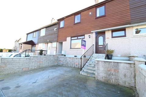 3 bedroom terraced house to rent, Ivanhoe Road, Garthdee, AB10
