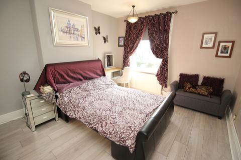 55 Queens Road, Hodthorpe, Worksop, S80 4UW