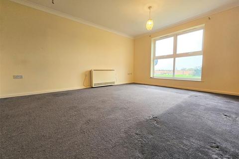 Flat 13, Cresswell Court Douglas Road, Stanwell, Staines-upon-thames, TW19 7JD