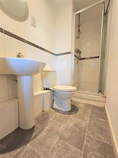 Flat 13, Cresswell Court Douglas Road, Stanwell, Staines-upon-thames, TW19 7JD
