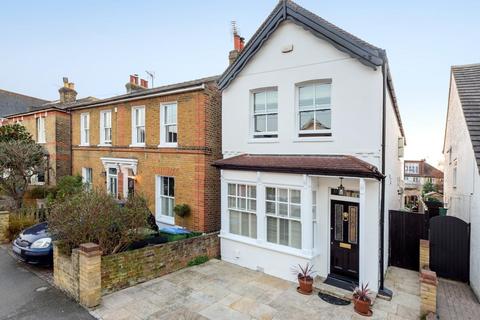 44 Pemberton Road, East Molesey, KT8 9LH