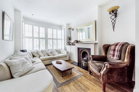 44 Pemberton Road, East Molesey, KT8 9LH