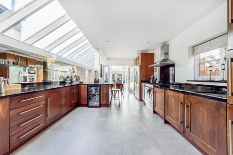 44 Pemberton Road, East Molesey, KT8 9LH