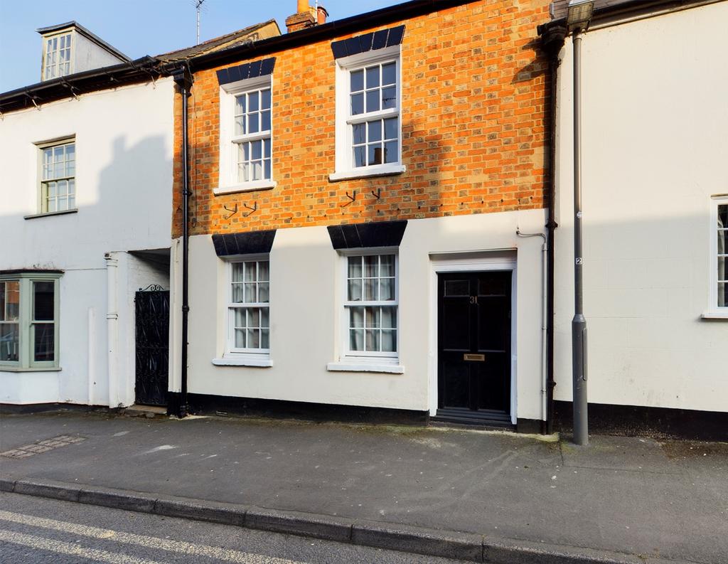 Nelson Street, Buckingham 2 bed cottage - £299,995