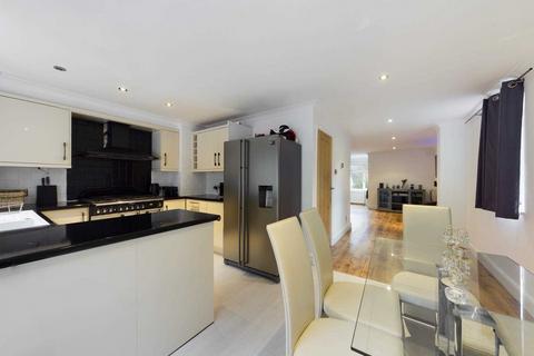 10 Glendale, Hemel Hempstead, HP1 1TG