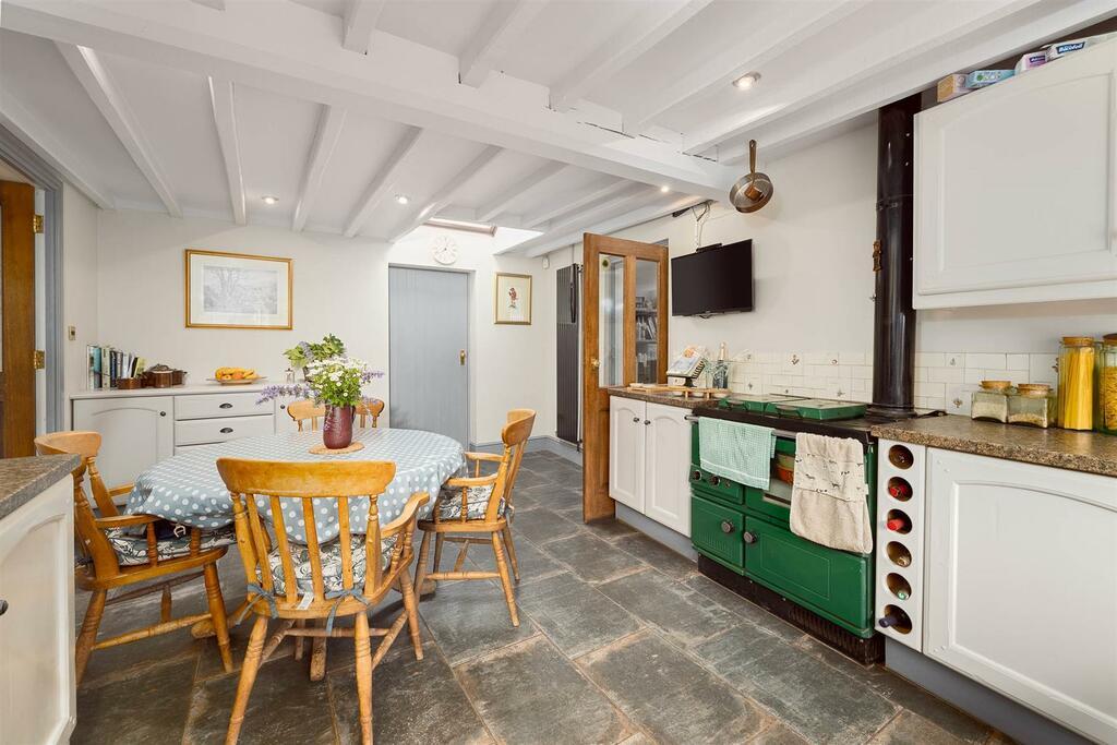 -EGqf Qrog E-Jb9q SHy6ke A