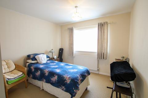 211 Cinderhill Road, Nottingham, NG6 8RQ