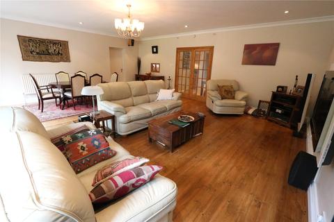 20 The Chase, Ickenham, Uxbridge, UB10 8SS