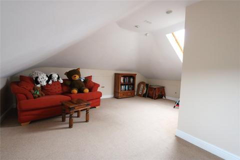 20 The Chase, Ickenham, Uxbridge, UB10 8SS